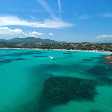 Baia Dorata Beach Apartment Porto Istana Exteriör bild