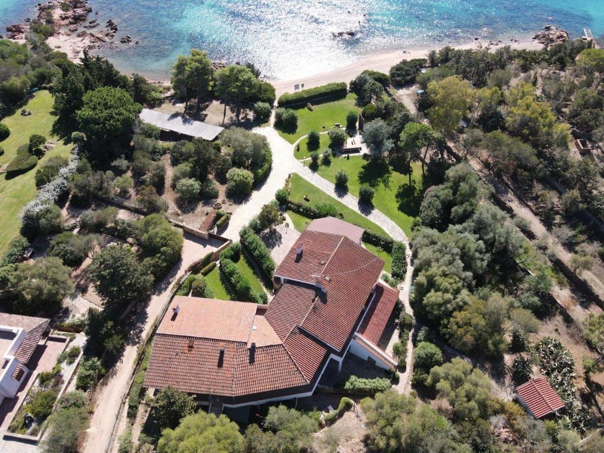 Baia Dorata Beach Apartment Porto Istana Exteriör bild