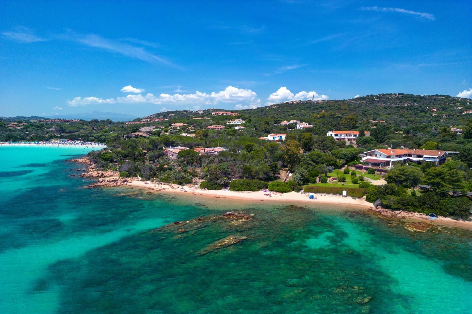 Baia Dorata Beach Apartment Porto Istana Exteriör bild